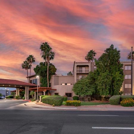 Best Western Plus Scottsdale Thunderbird Suites Экстерьер фото