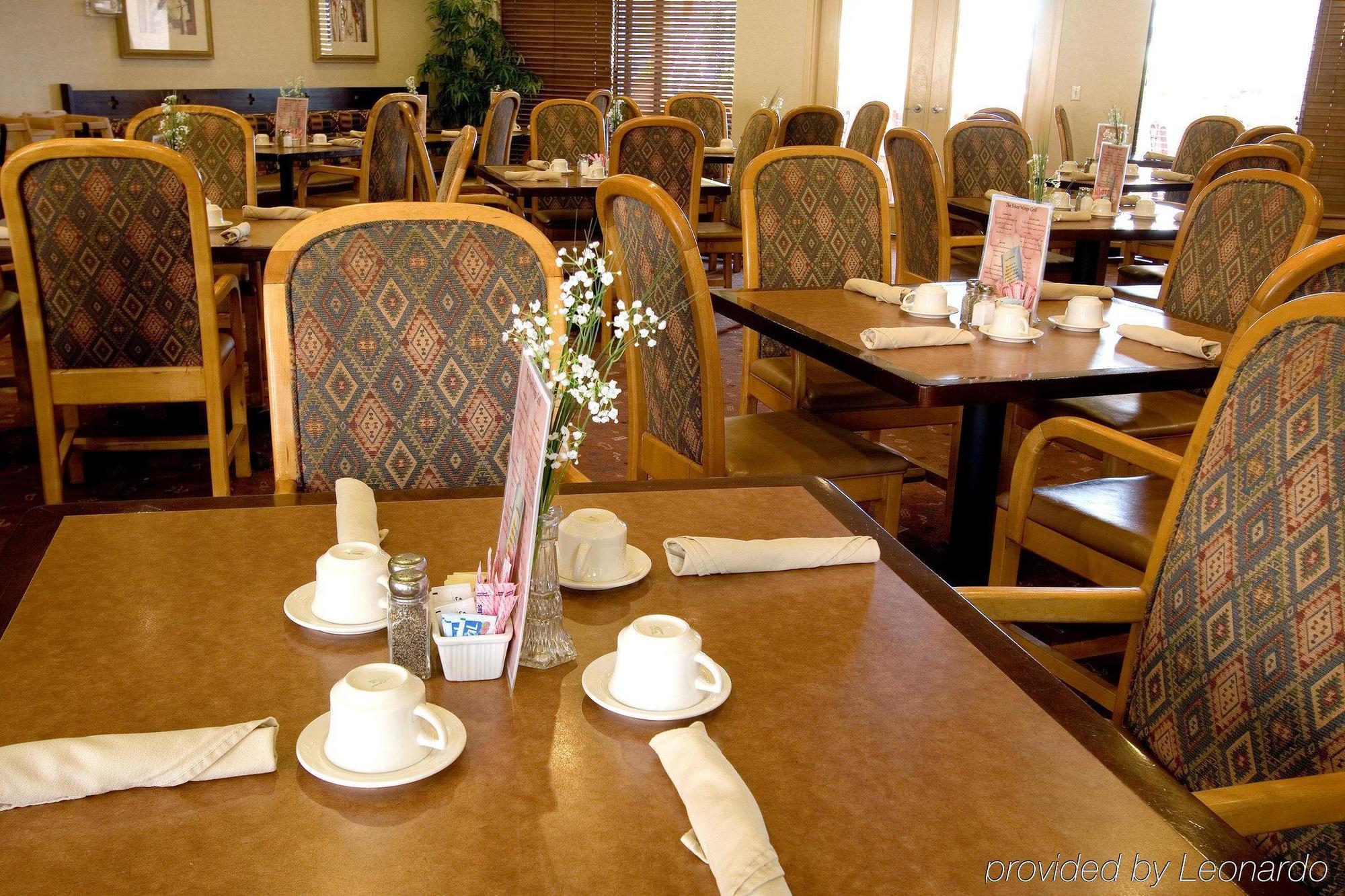 Best Western Plus Scottsdale Thunderbird Suites Ресторан фото