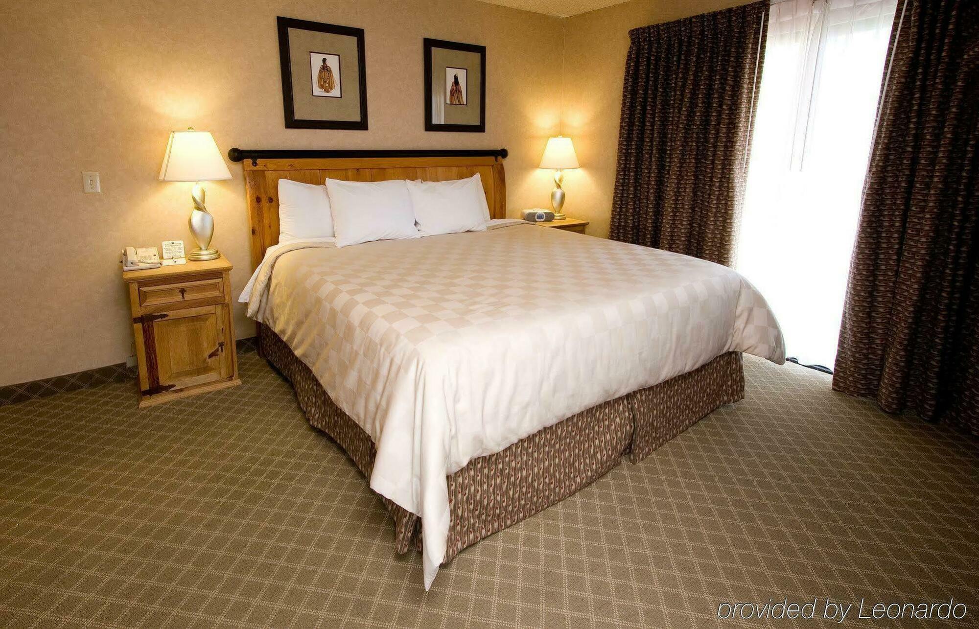 Best Western Plus Scottsdale Thunderbird Suites Экстерьер фото